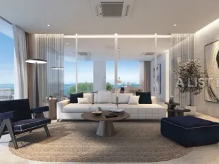 Casa en venta de 5 habitaciones en Bang Lamung, Chonburi