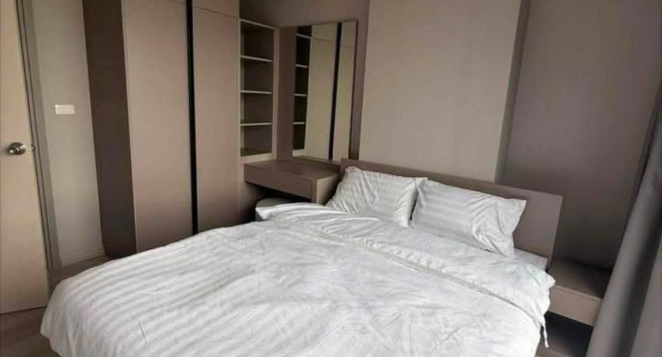 For rent 2 bedrooms condo in Bang Na, Bangkok