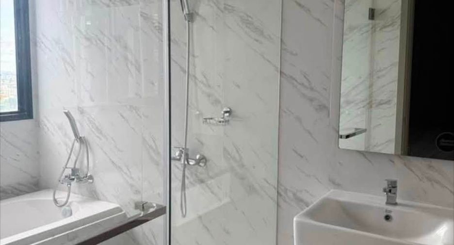 For rent 2 bedrooms condo in Bang Na, Bangkok