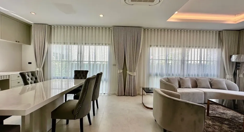 Аренда 4 спальни дом в Bang Phli, Самутпракан