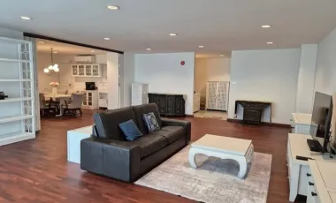For rent 3 bedrooms condo in Watthana, Bangkok