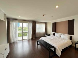For rent 2 ベッドルーム condo in Watthana, Bangkok