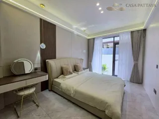 For sale 6 bedrooms villa in Bang Lamung, Chonburi