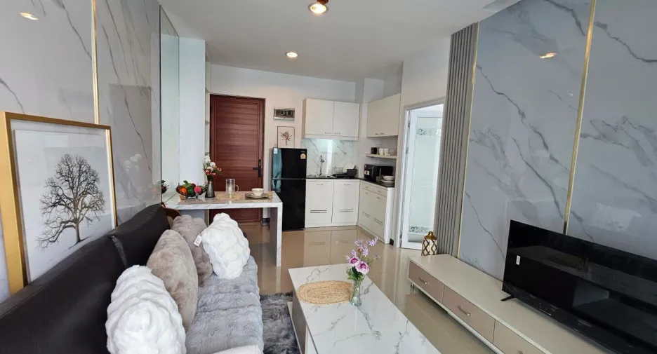 For sale 1 bed condo in East Pattaya, Pattaya