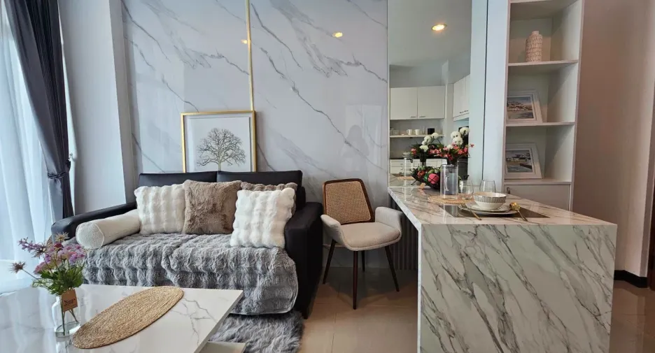 For sale 1 bed condo in East Pattaya, Pattaya