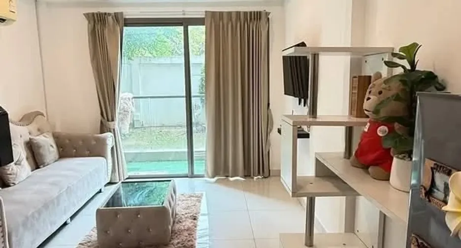 For sale 1 bed condo in Jomtien, Pattaya