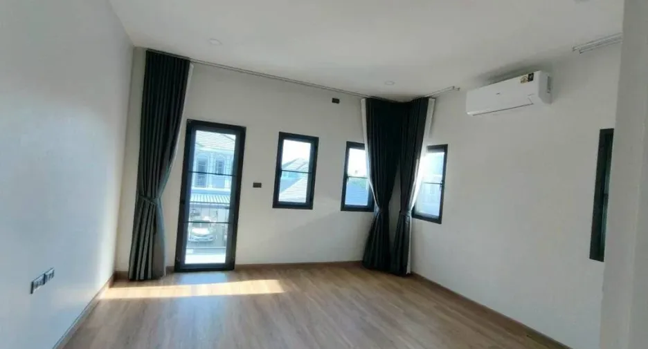 ขาย 4 ห้องนอน บ้านเดี่ยว ใน บางละมุง, ชลบุรี