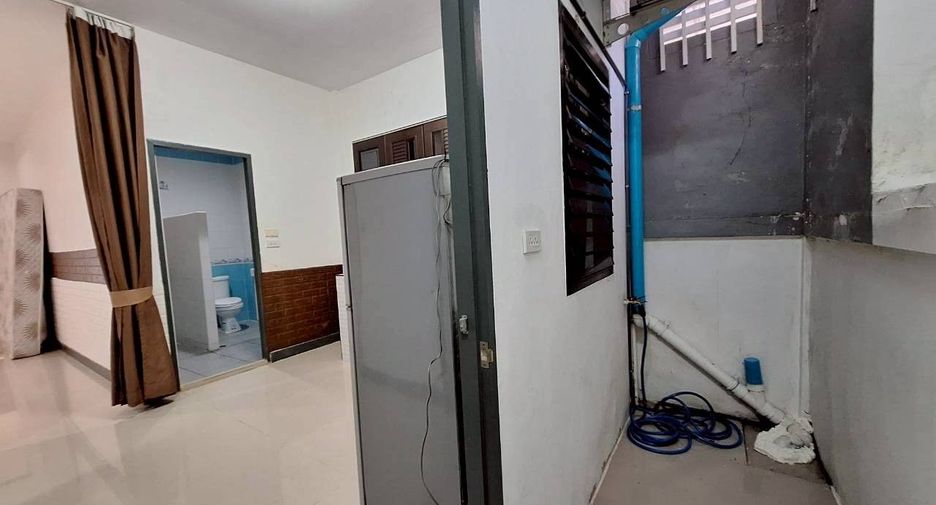 For rent 2 bedrooms townhouse in Hua Hin, Prachuap Khiri Khan