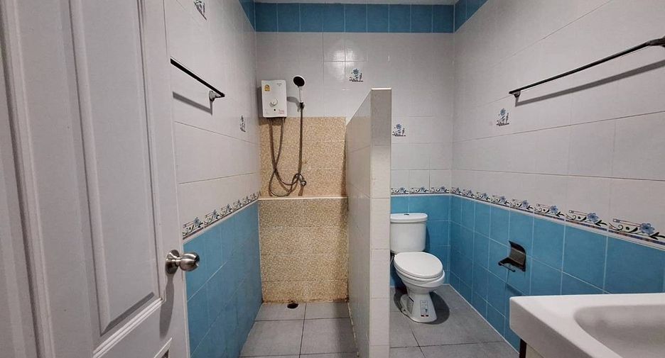 For rent 2 bedrooms townhouse in Hua Hin, Prachuap Khiri Khan