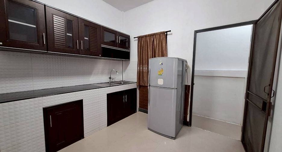 For rent 2 bedrooms townhouse in Hua Hin, Prachuap Khiri Khan