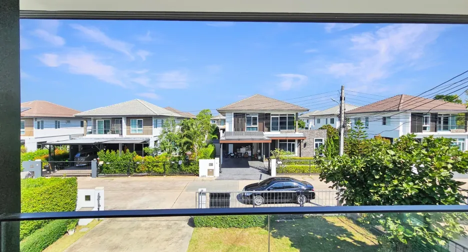 Haus zum Kauf mit 4 Zimmer in Mueang Khon Kaen, Khon Kaen