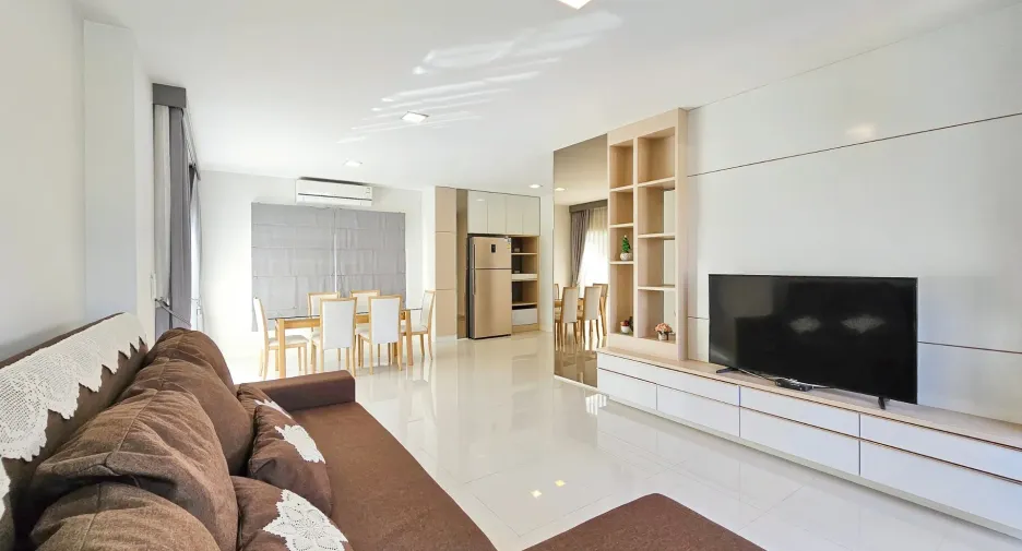 Haus zum Kauf mit 4 Zimmer in Mueang Khon Kaen, Khon Kaen