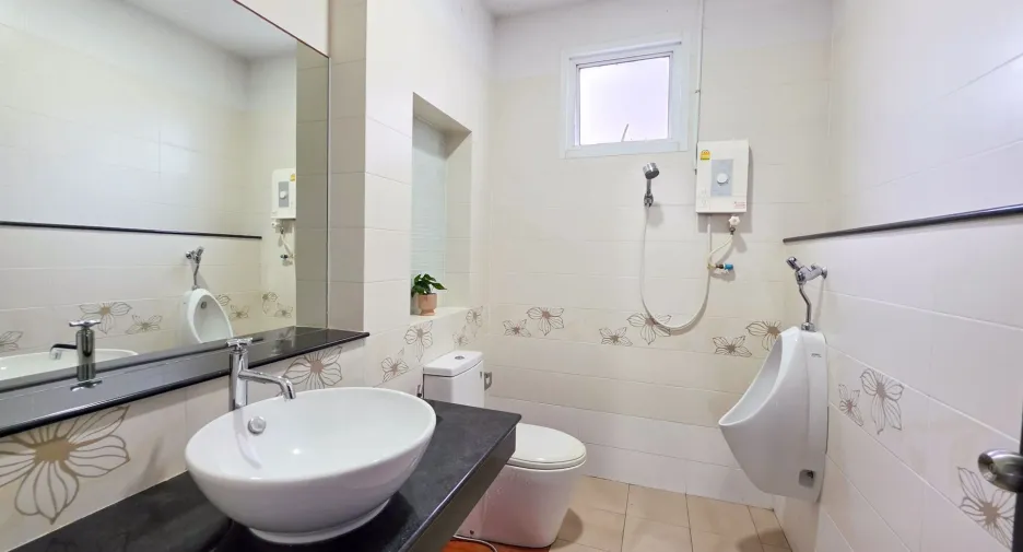 Haus zum Kauf mit 3 Zimmer in Mueang Khon Kaen, Khon Kaen