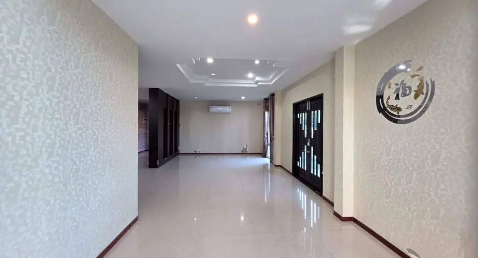 Haus zum Kauf mit 3 Zimmer in Mueang Khon Kaen, Khon Kaen