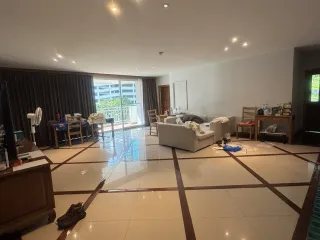 For rent 3 bedrooms apartment in Sathon, Bangkok