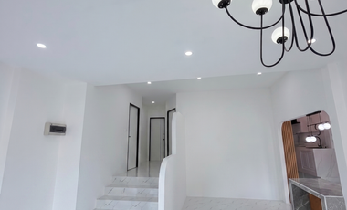Haus zum Kauf mit 3 Zimmer in Mueang Phuket, Phuket