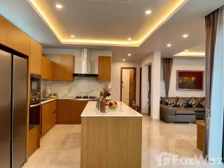 For sale 5 bedrooms villa in Thalang, Phuket