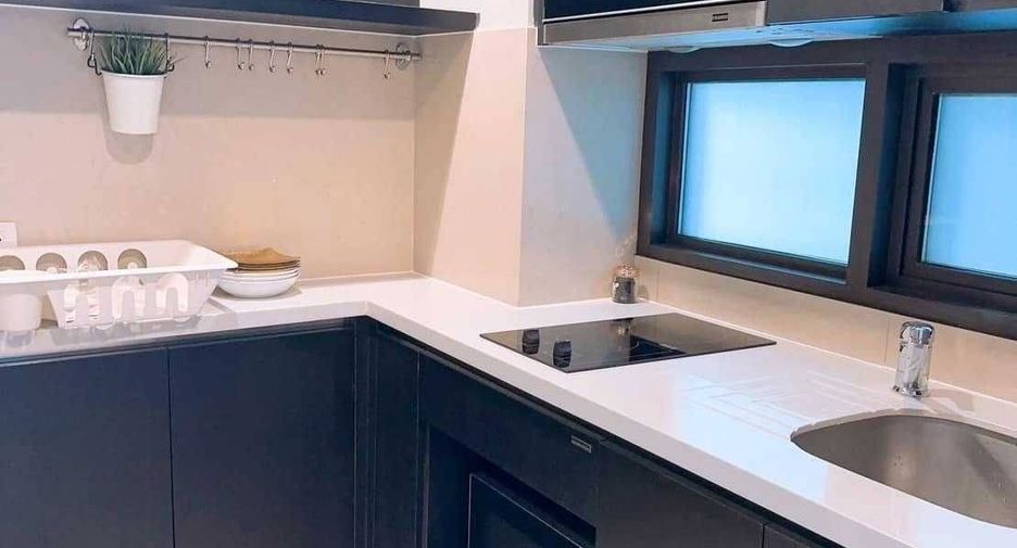 Condo en alquiler de 2 habitaciones en Khlong Toei, Bangkok
