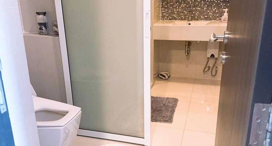 Condo en alquiler de 2 habitaciones en Khlong Toei, Bangkok