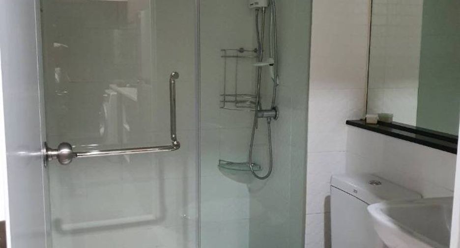 Condo en venta de 2 habitaciones en Bang Sue, Bangkok