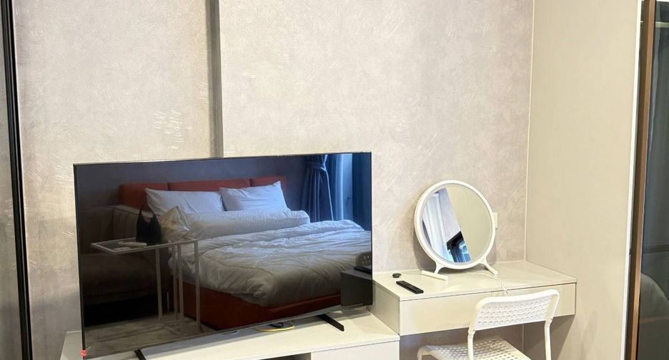 For rent and for sale 1 bed condo in Huai Khwang, Bangkok