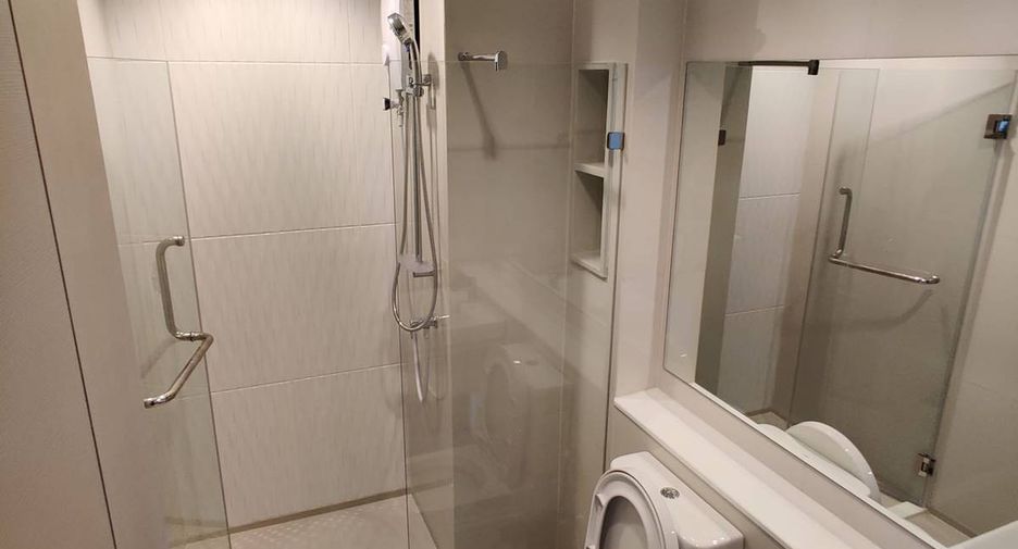 For rent and for sale 1 bed condo in Huai Khwang, Bangkok