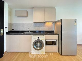 For rent and for sale 1 bed condo in Phra Khanong, Bangkok