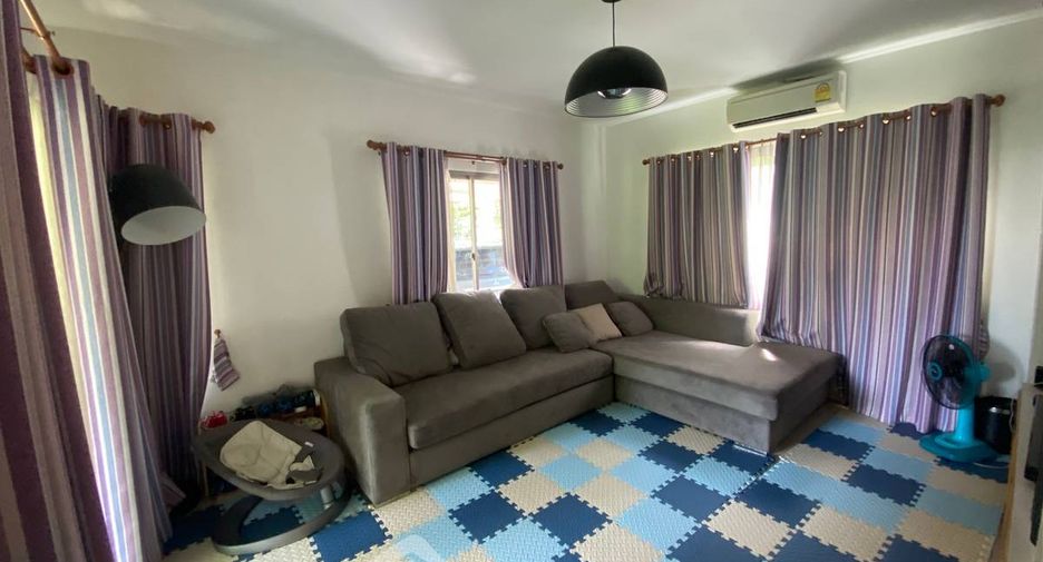 For sale 3 bedrooms house in Si Racha, Chonburi