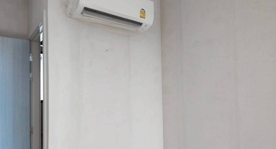 For sale 3 ベッドルーム townhouse in Saphan Sung, Bangkok