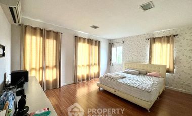 For sale 3 bedrooms house in Sai Mai, Bangkok