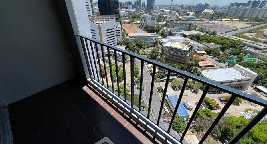 Wohnung zum Kauf mit 3 Zimmer in Huai Khwang, Bangkok