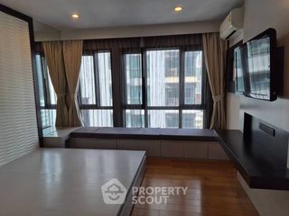 For sale 1 Beds condo in Phaya Thai, Bangkok