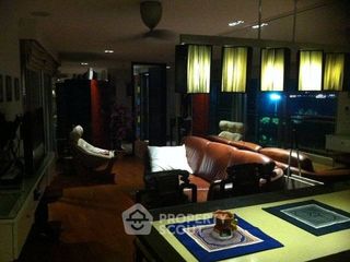 Haus zum Kauf mit 1 Zimmer in Bang Lamung, Chonburi