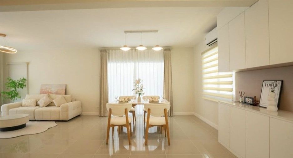 À vendre 3 chambres maison à East Pattaya, Pattaya