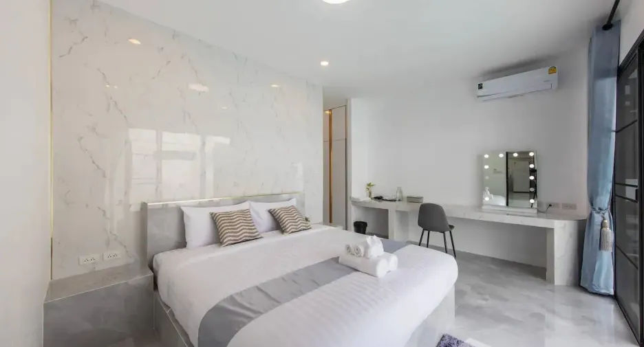For rent 4 bedrooms villa in Mueang Chiang Mai, Chiang Mai