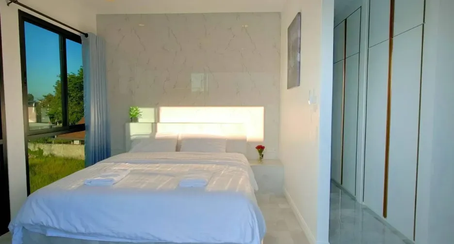 For rent 4 bedrooms villa in Mueang Chiang Mai, Chiang Mai