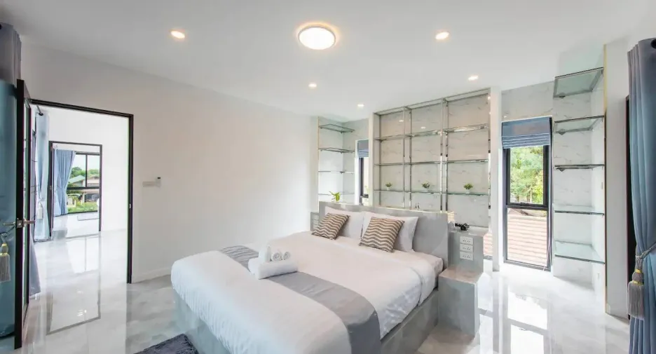 For rent 4 bedrooms villa in Mueang Chiang Mai, Chiang Mai