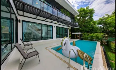 For rent 4 bedrooms villa in Mueang Chiang Mai, Chiang Mai