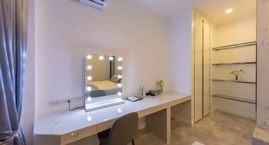 For rent 4 bedrooms villa in Mueang Chiang Mai, Chiang Mai