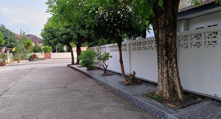 For rent 4 bedrooms house in Min Buri, Bangkok