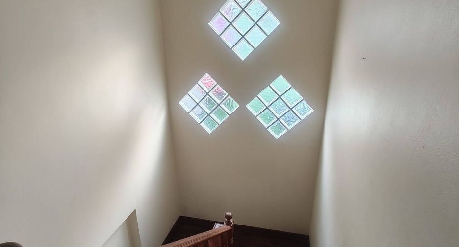 For rent 4 bedrooms house in Min Buri, Bangkok