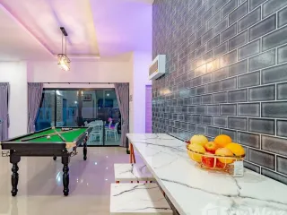 For rent 3 bedrooms villa in Hua Hin, Prachuap Khiri Khan