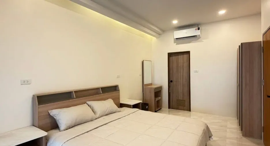 À louer 3 chambres villa à Mueang Phuket, Phuket