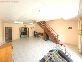 Haus zum Kauf mit 2 Zimmer in Bang Lamung, Chonburi