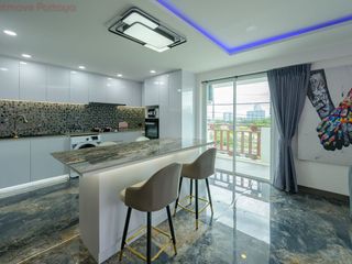 For sale 3 bedrooms condo in Bang Lamung, Chonburi