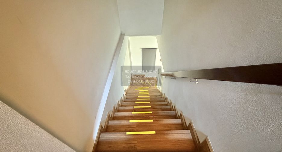 For sale 3 bedrooms townhouse in Thung Khru, Bangkok