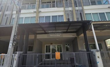 出售 3 卧室 联排别墅 在 Thung Khru, 曼谷