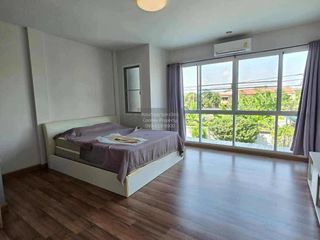 For sale 3 bedrooms townhouse in Thung Khru, Bangkok