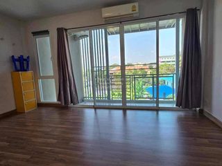 For sale 3 bedrooms townhouse in Thung Khru, Bangkok