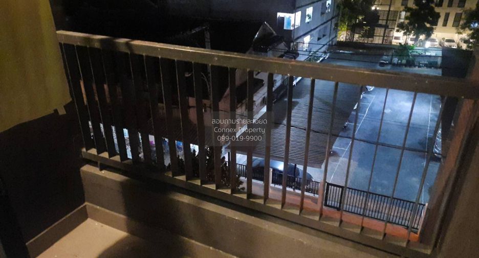For sale 2 bedrooms condo in Mueang Samut Prakan, Samut Prakan